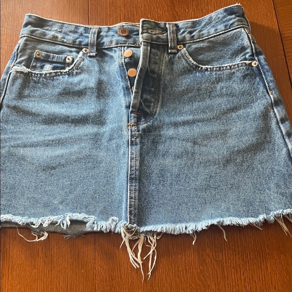 BERSHKA DENINMini Skirt with Frayed Hem SZ 2